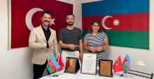 Bakü’den Manisa’ya iki ödül