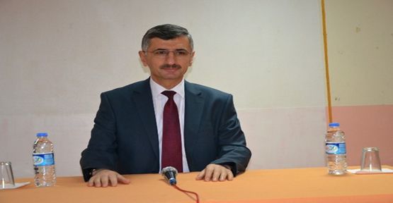 Vali Bektaş Öğrenciler İle Söyleşi Yaptı