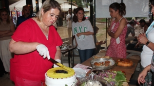 Alaşehir'de lezzetli yemekler birbiriyle yarıştı