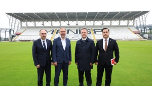 Manisa 19 Mayıs Stadı'nda çalışmalarda sona gelindi