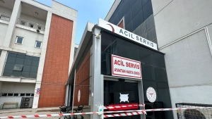 Akhisar’da devlet hastanesi sel felaketinin ardından hizmet veremiyor