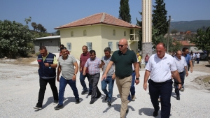 Orman yangınından etkilenen mahalle için devlet seferber oldu